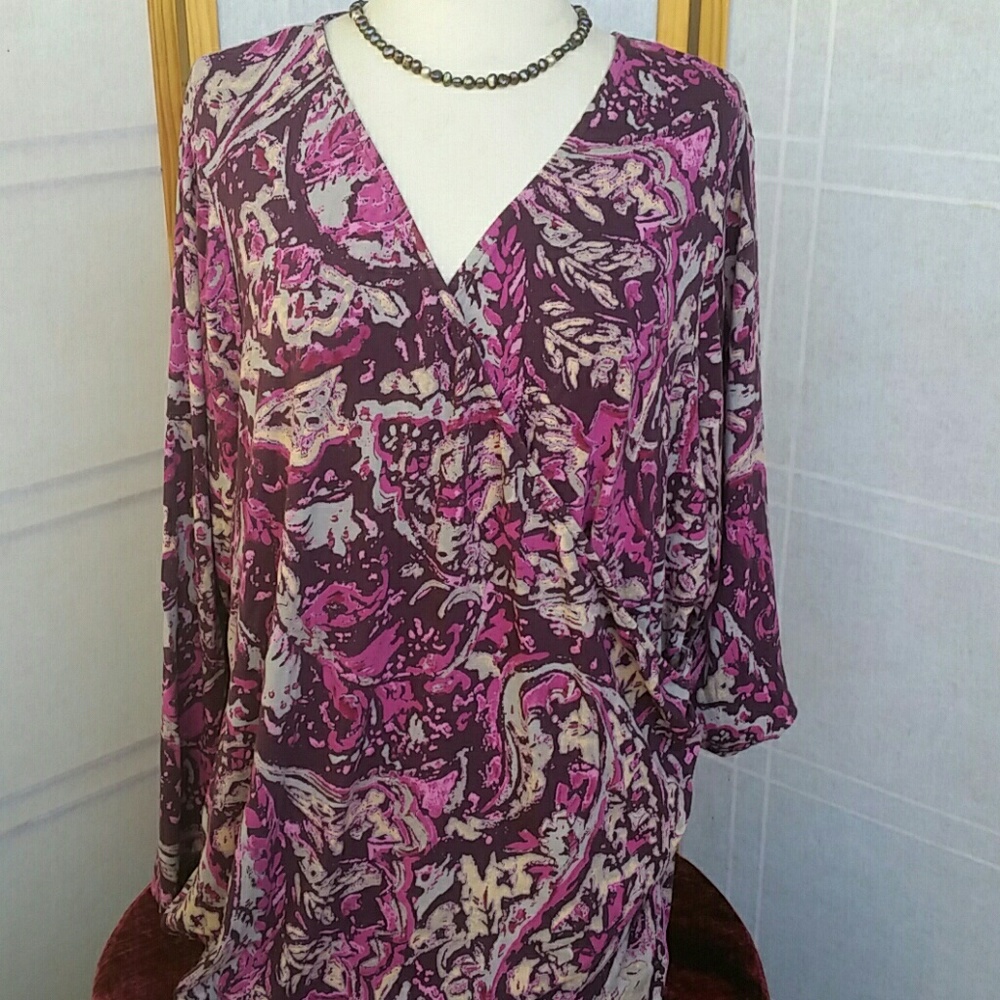 ♋Coldwater Creek Abstract Paisley Plus Top